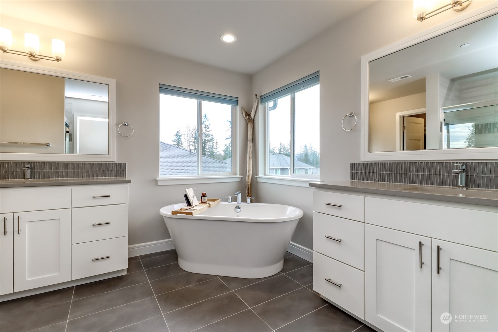 21209 Connells Prairie Road Bonney Lake, WA 98391 - Photo 24 of 35 Gallery Image 24