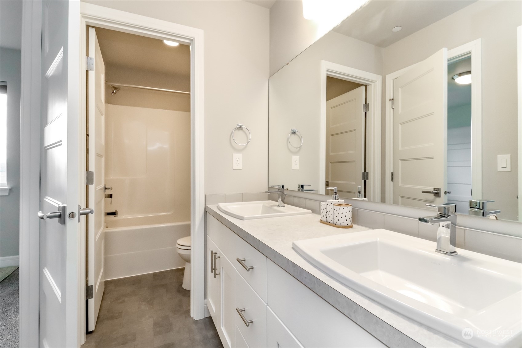 21209 Connells Prairie Road Bonney Lake, WA 98391 - Photo 30 of 35 Gallery Image 30