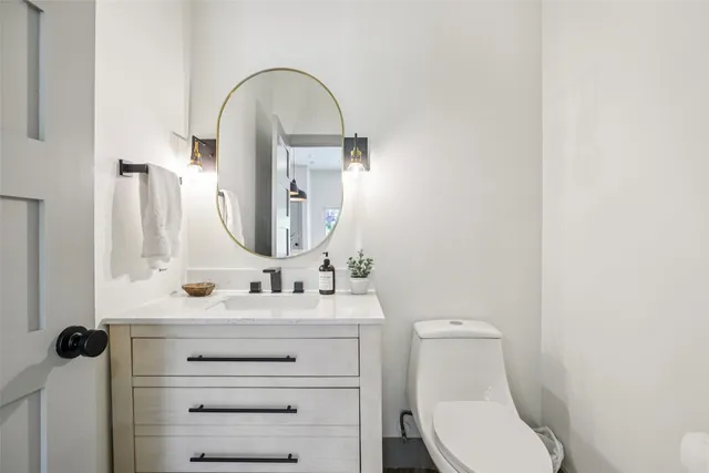 $400,000 | 2450 Wickersham Lane, Unit 2011, Austin, TX 78741