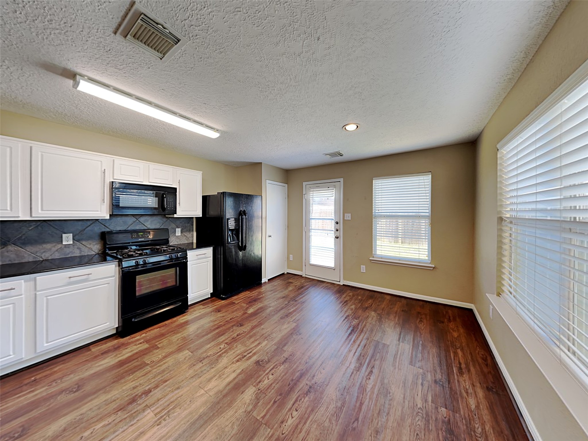 29231 Legends Green Drive Spring, TX 77386 - Photo 2 of 18