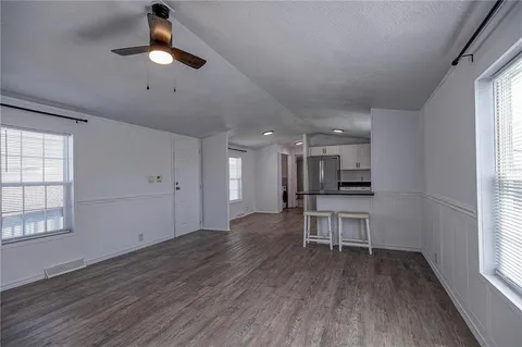 a view of empty room with window