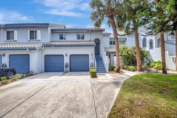 $364,000 | 9761 Nickels Boulevard, Unit 306, Boynton Beach, FL 33436