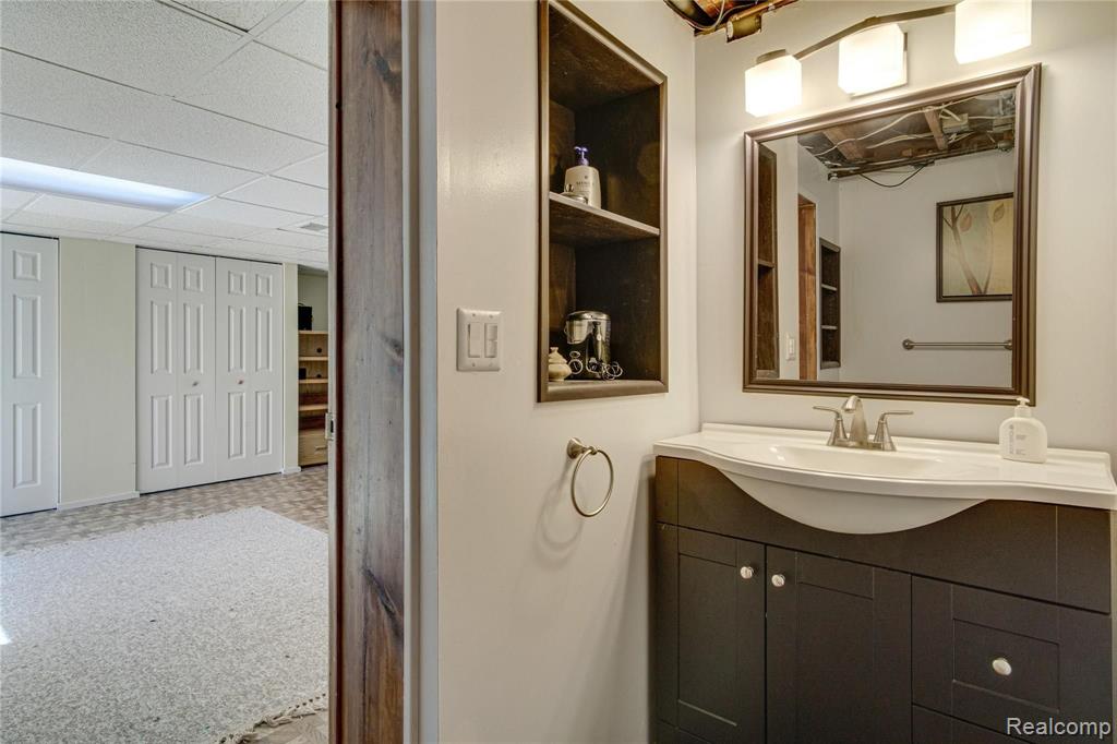 16355 Whitaker Road Linden, MI 48451 - Photo 22 of 31