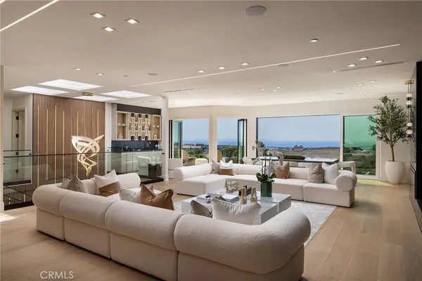 $10,498,000 | 4 Narbonne, Newport Beach, CA 92660