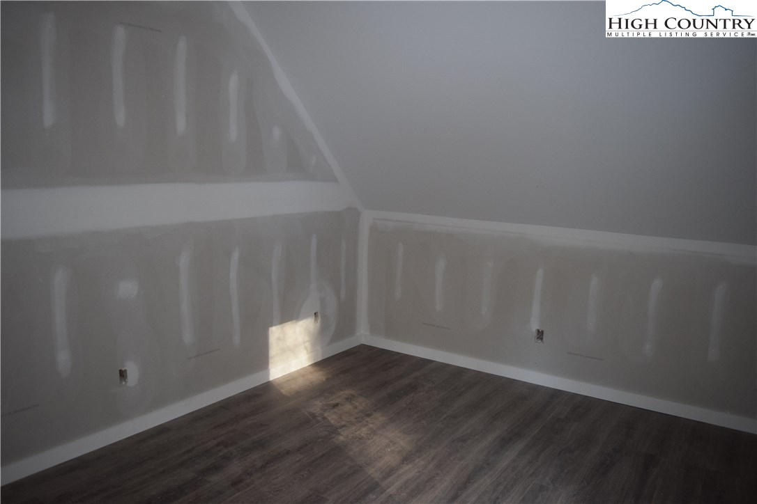 826 Niley Cook Road Blowing Rock, NC 28605 - Photo 6 of 9 Gallery Image 6