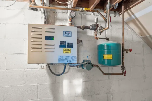 view of utility room