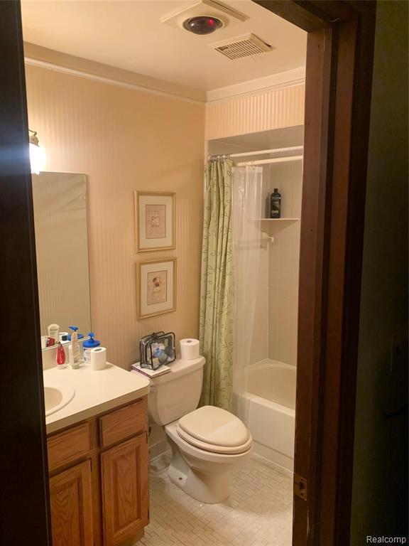6218 Inkster Road Dearborn Heights, MI 48127 - Photo 44 of 52