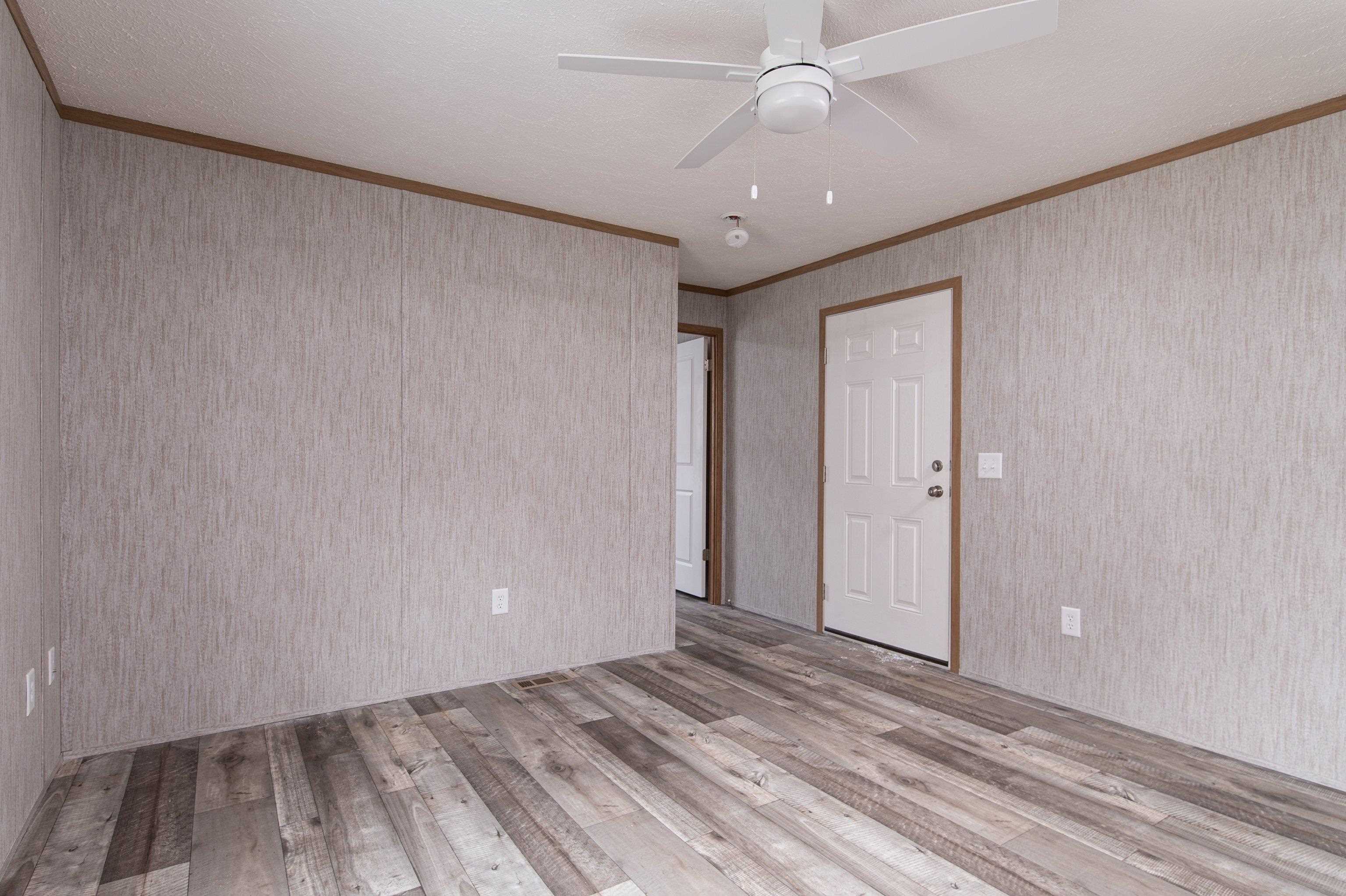 135 Oak Street St. Johnsbury, VT 05819 - Photo 12 of 22