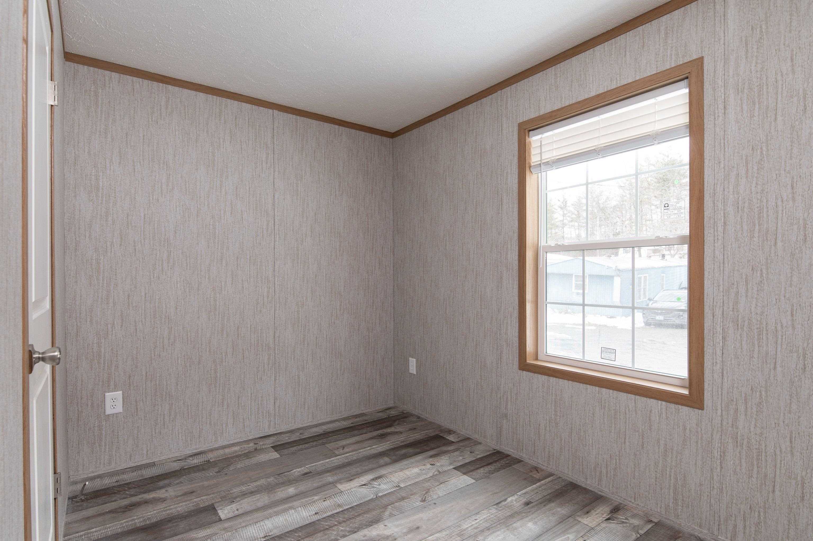 135 Oak Street St. Johnsbury, VT 05819 - Photo 13 of 22