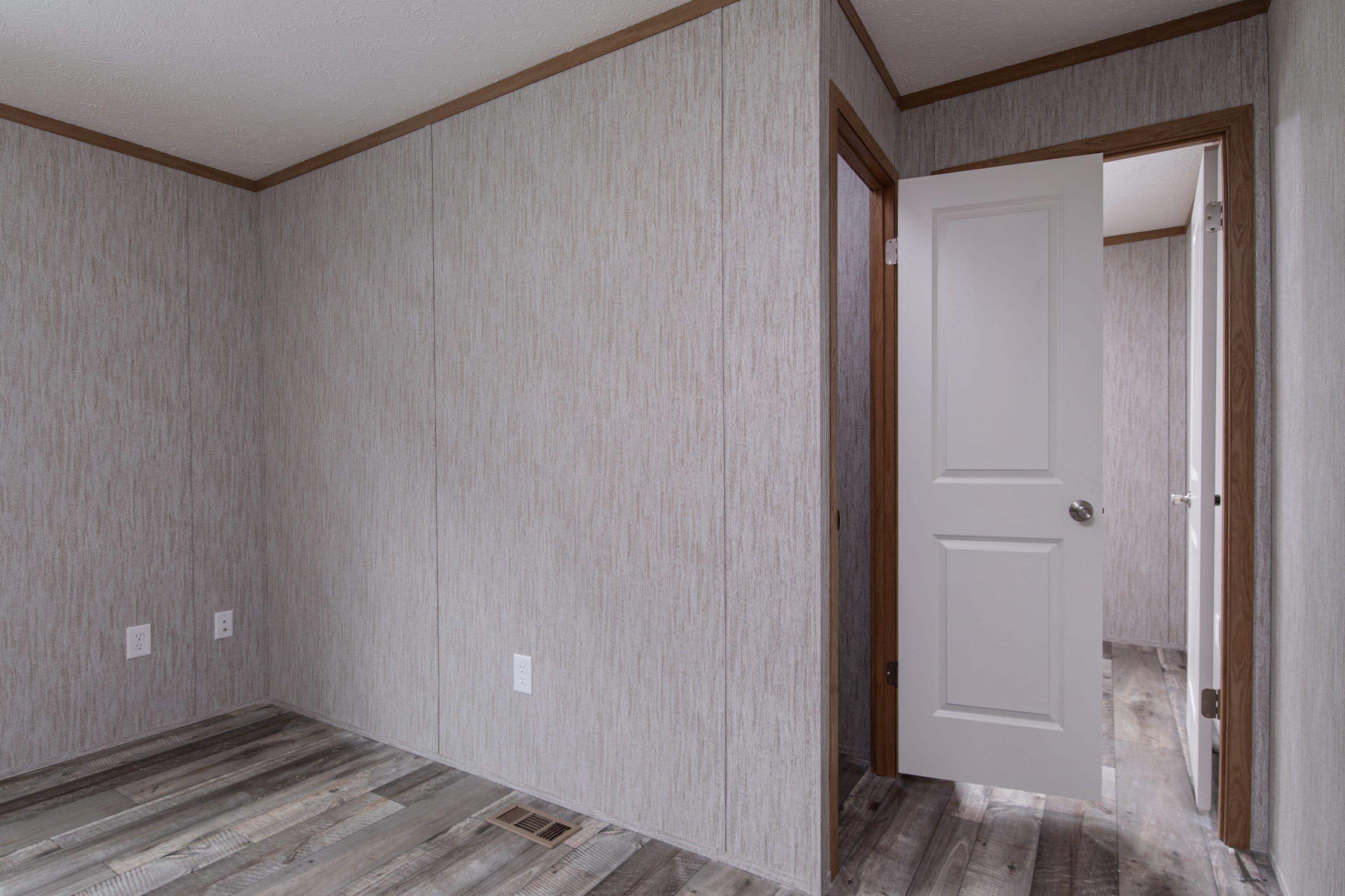 135 Oak Street St. Johnsbury, VT 05819 - Photo 20 of 22