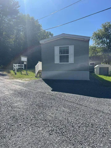 $89,831 | 135 Oak Street, St. Johnsbury, VT 05819