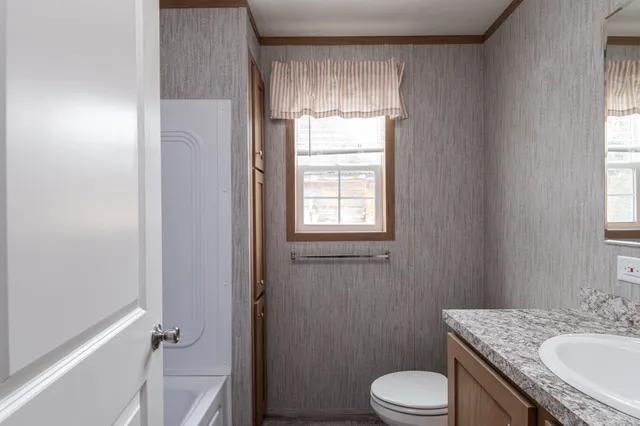 $89,831 | 135 Oak Street, St. Johnsbury, VT 05819