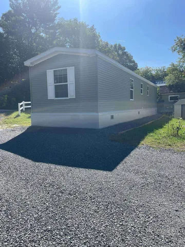 $89,831 | 135 Oak Street, St. Johnsbury, VT 05819