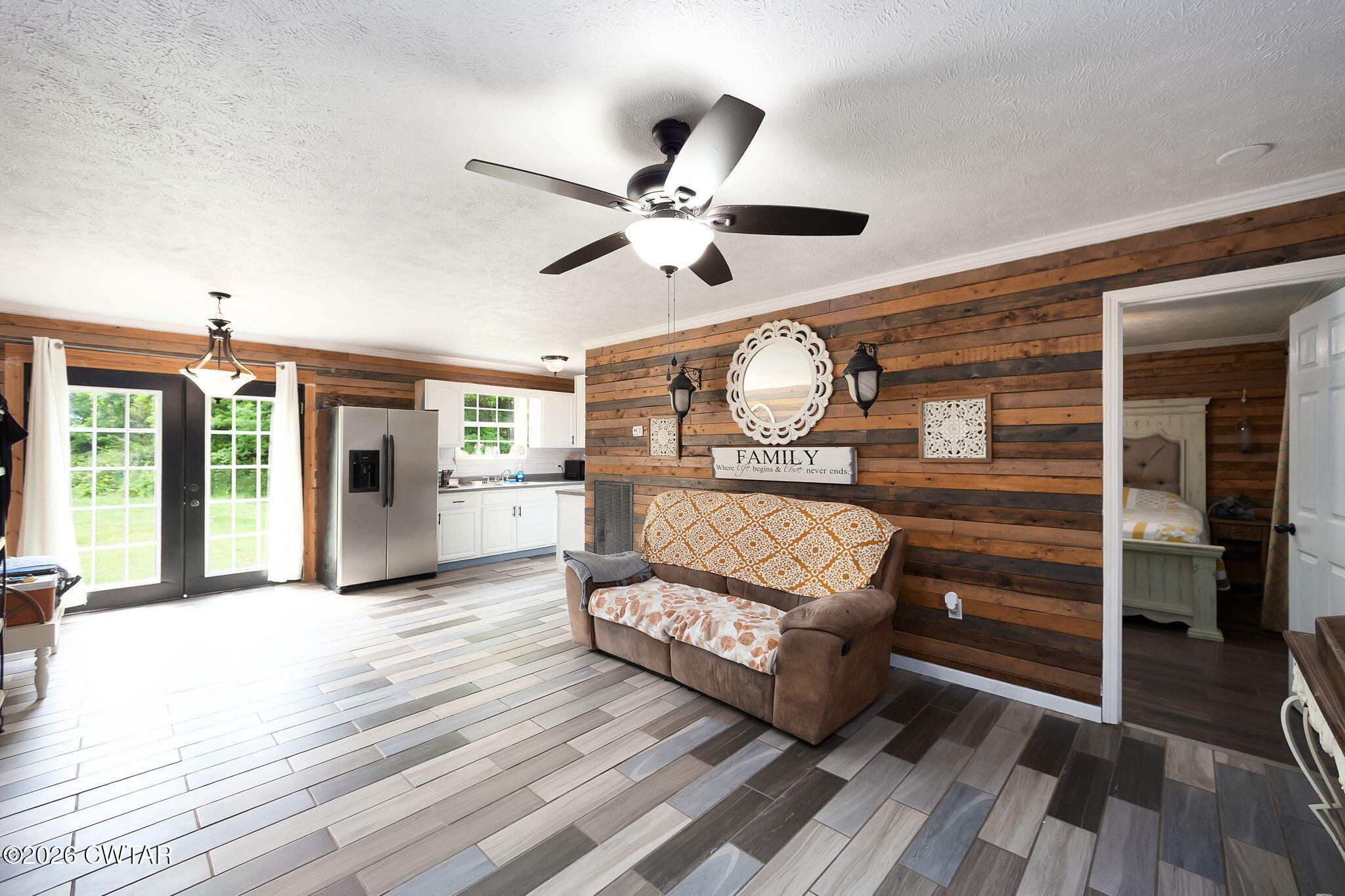 820 Vine Hill Road Denmark, TN 38391 - Photo 3 of 25 Living Room