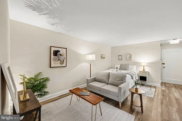$225,000 | 2325 42nd Street Northwest, Unit 220, Washington, DC 20007