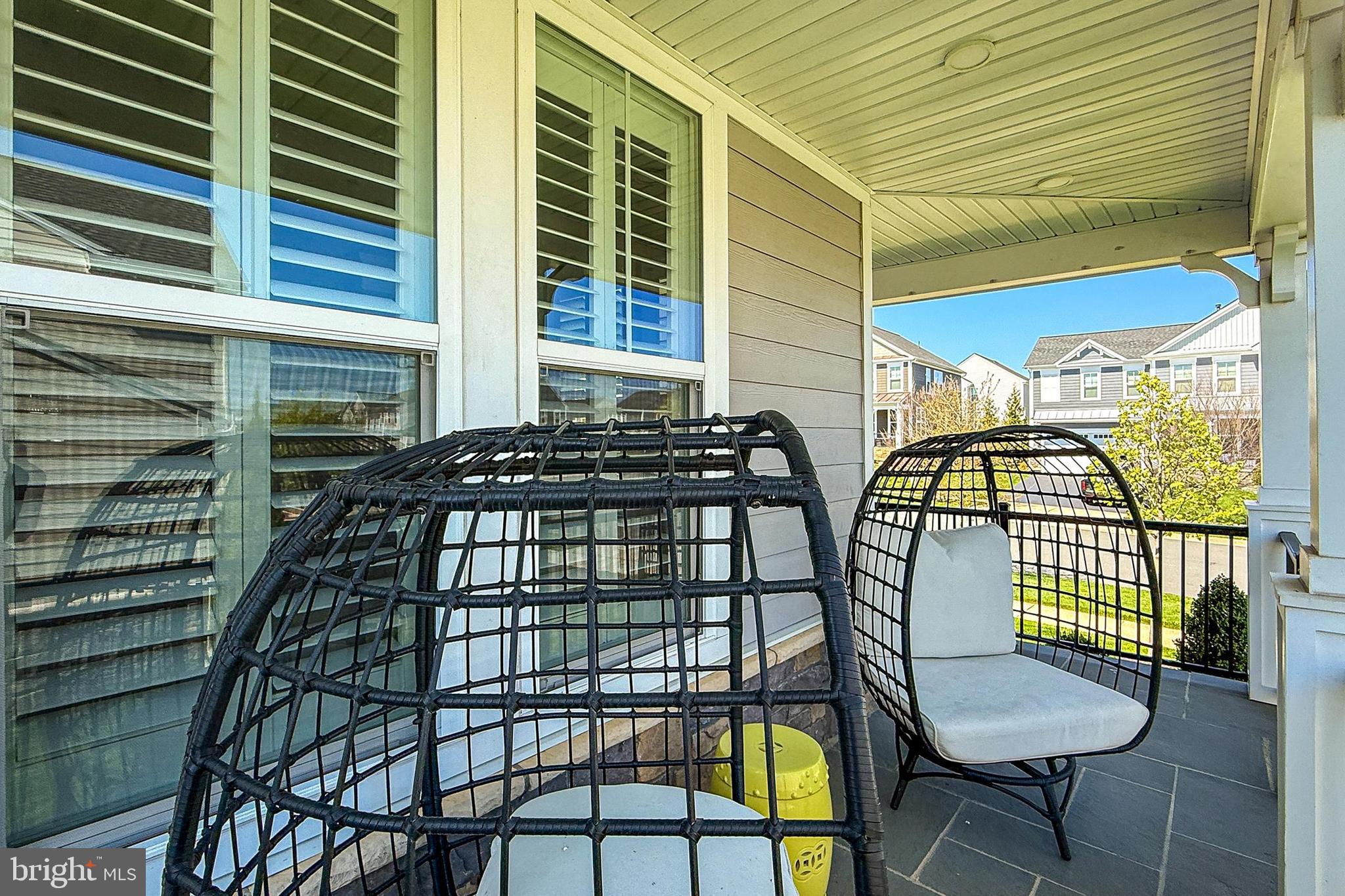 1103 Themis Street Southeast Leesburg, VA 20175 - Photo 6 of 108 Side porch