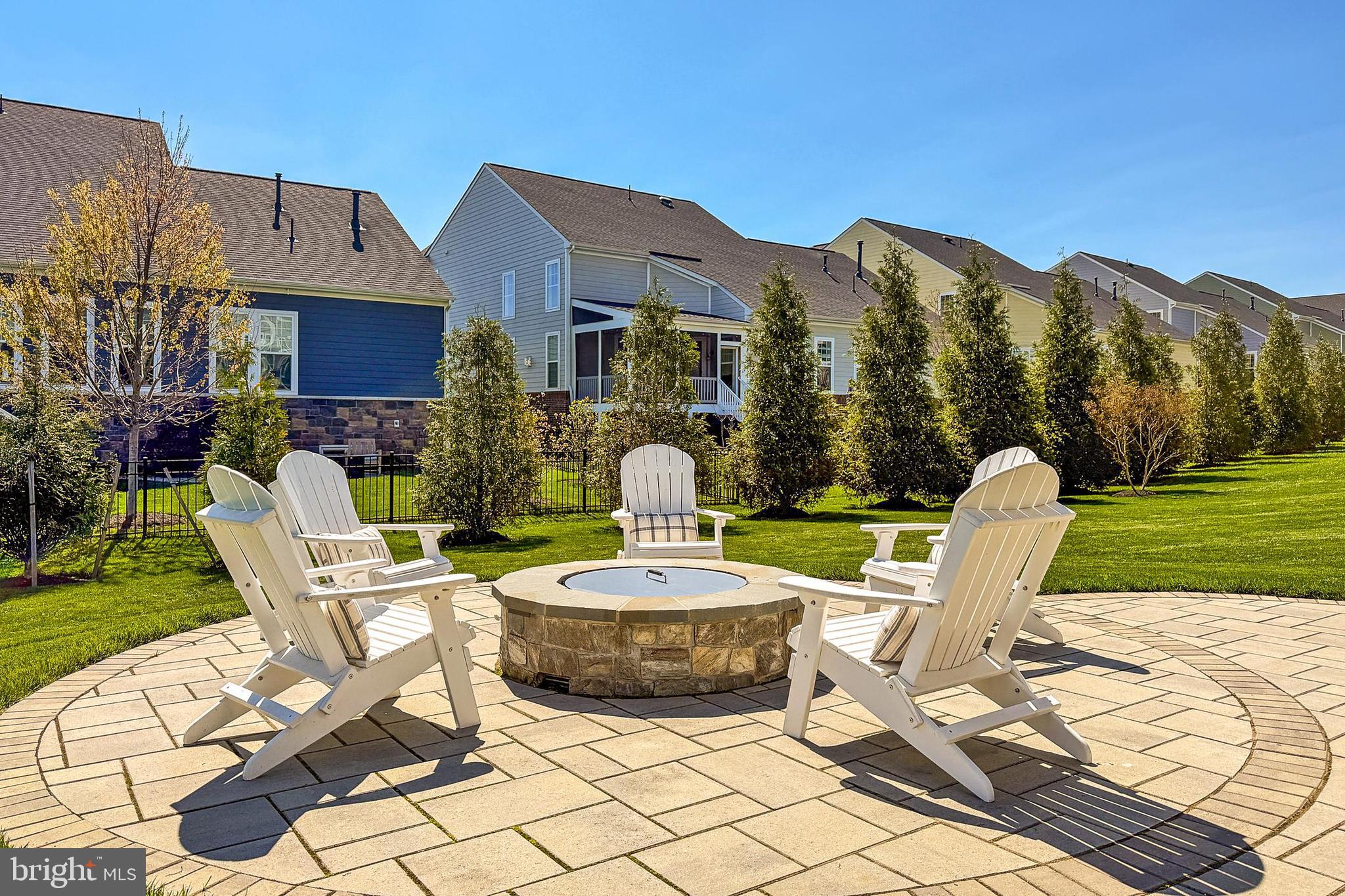 1103 Themis Street Southeast Leesburg, VA 20175 - Photo 91 of 108 a view of a chairs and tables in the patio