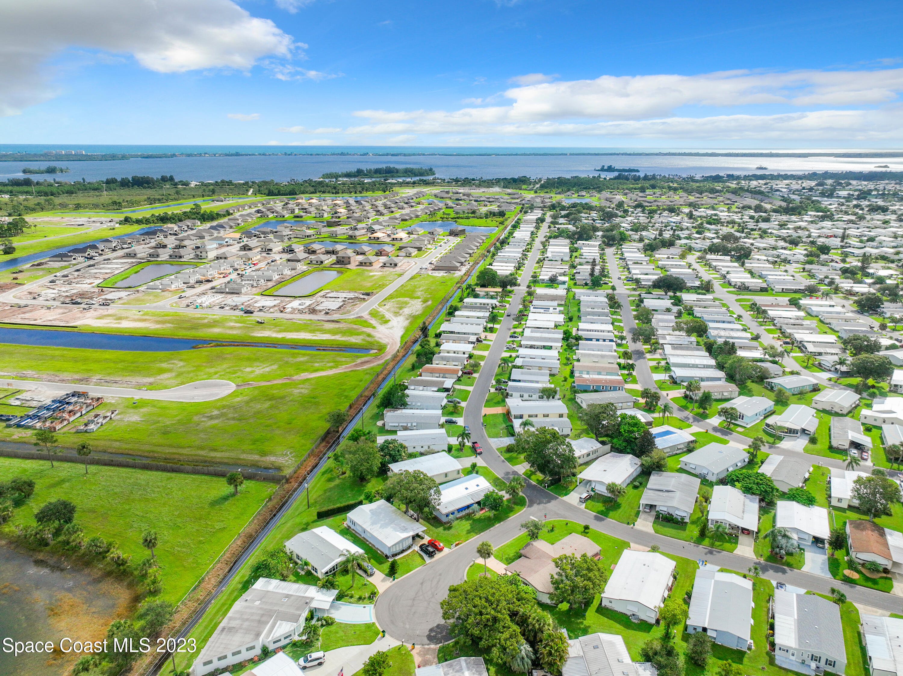 832 Periwinkle Circle Sebastian, FL 32976 - Photo 52 of 52 832 Periwinkle Circle-66