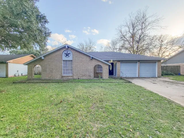 $1,645 | 2024 Stonesthrow Drive, Bay City, TX 77414