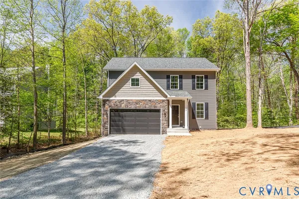 $469,900 | 93 Albertson Court, Ruther Glen, VA 22546
