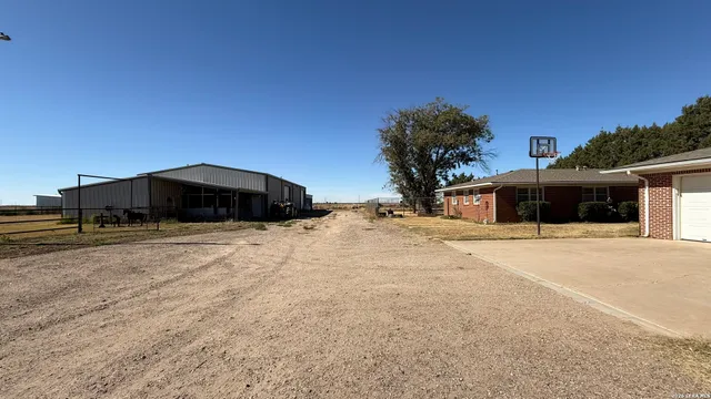$895,000 | 9506 F M 835, Slaton, TX 79364