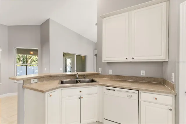 $389,000 | 2026 Oakbend Drive, Eustis, FL 32726