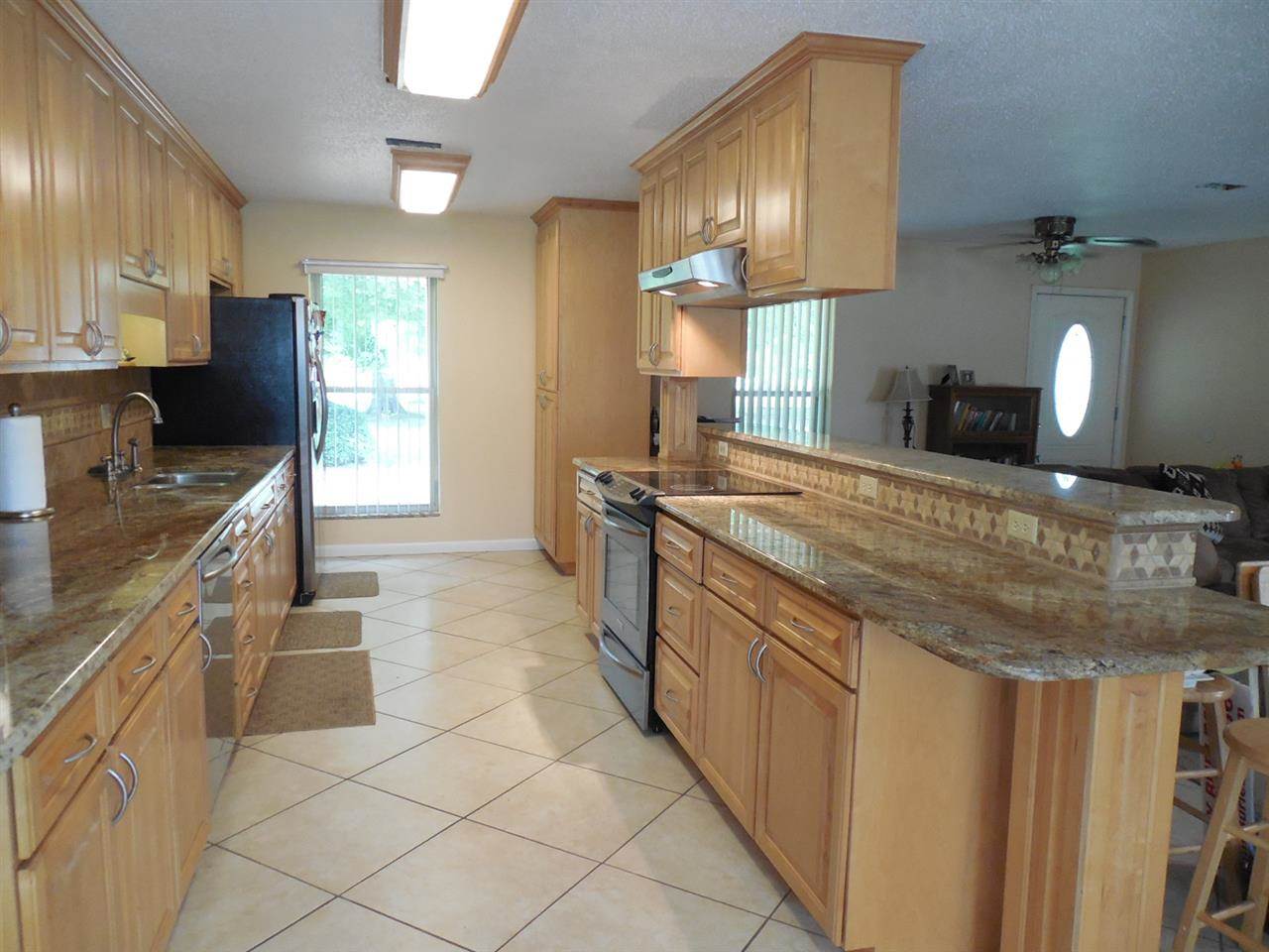 7520 Woods Road Pensacola, FL 32526 - Photo 6 of 30 Gallery Image 6