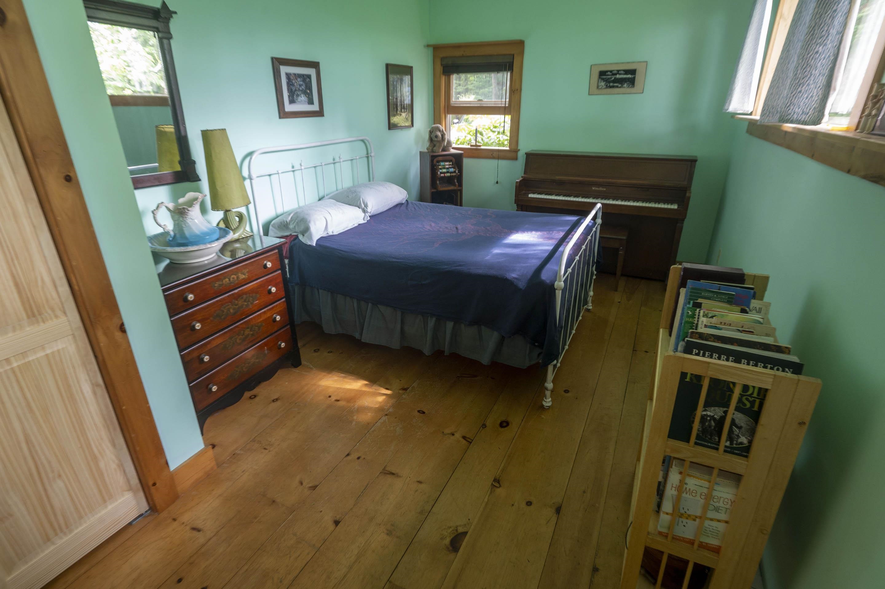 186 MacKenzie Road Worcester, VT 05682 - Photo 23 of 44
