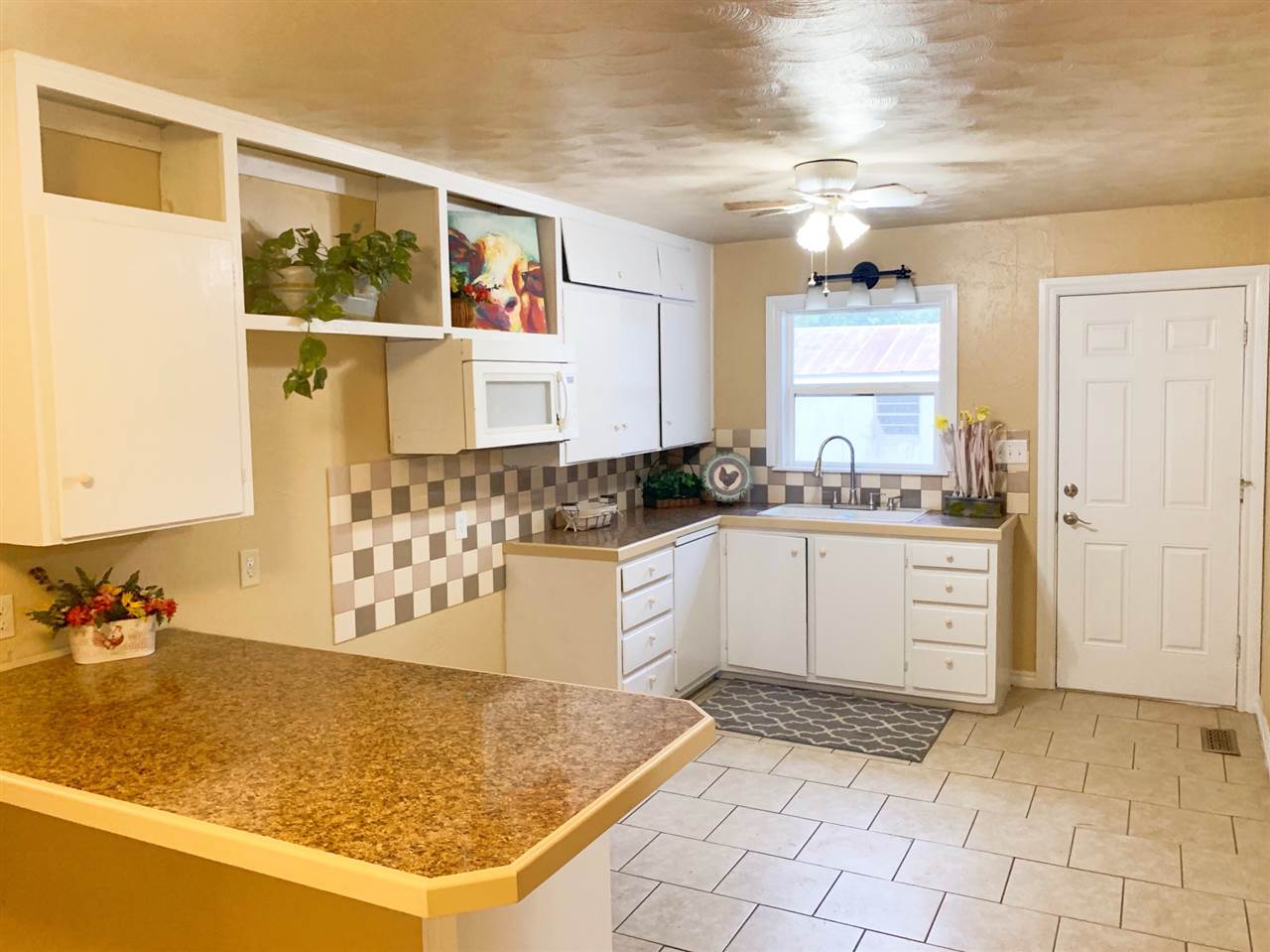 1110 Jackson Street Perry, OK 73077 - Photo 5 of 29 Gallery Image 5