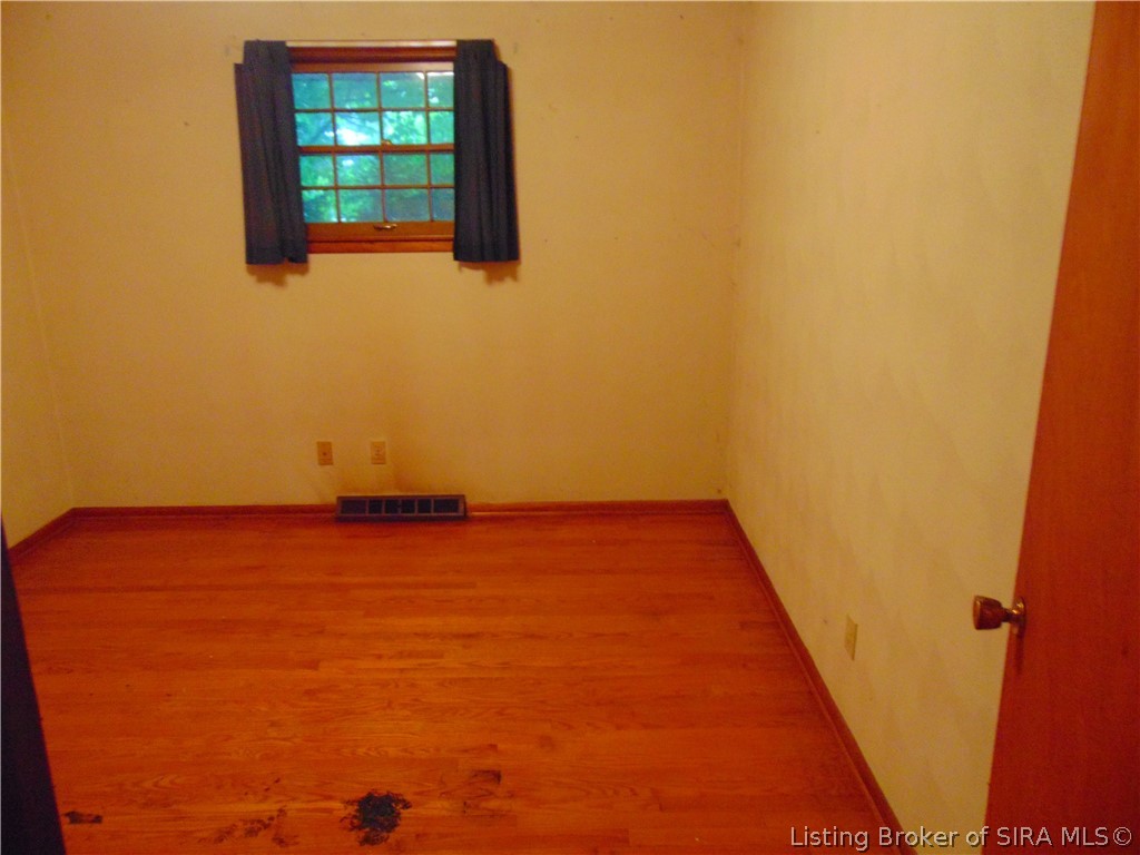 2460 Branch Street Madison, IN 47250 - Photo 8 of 15