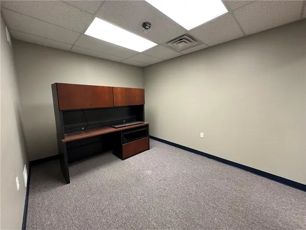 $2,500 | 3379 Pittsburgh Street, Unit 109, Perryopolis, PA 15473