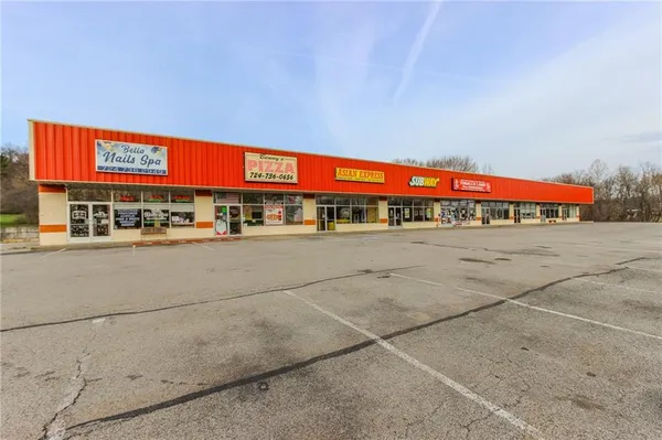 $2,500 | 3379 Pittsburgh Street, Unit 109, Perryopolis, PA 15473