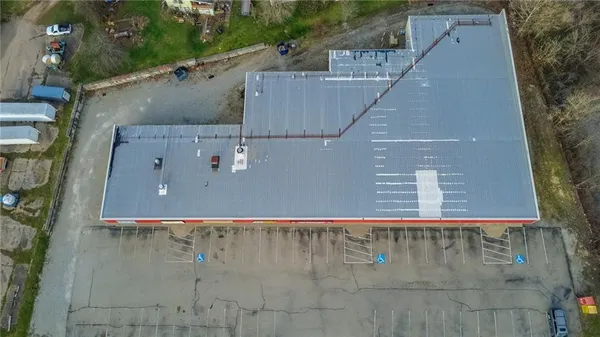 $2,500 | 3379 Pittsburgh Street, Unit 109, Perryopolis, PA 15473