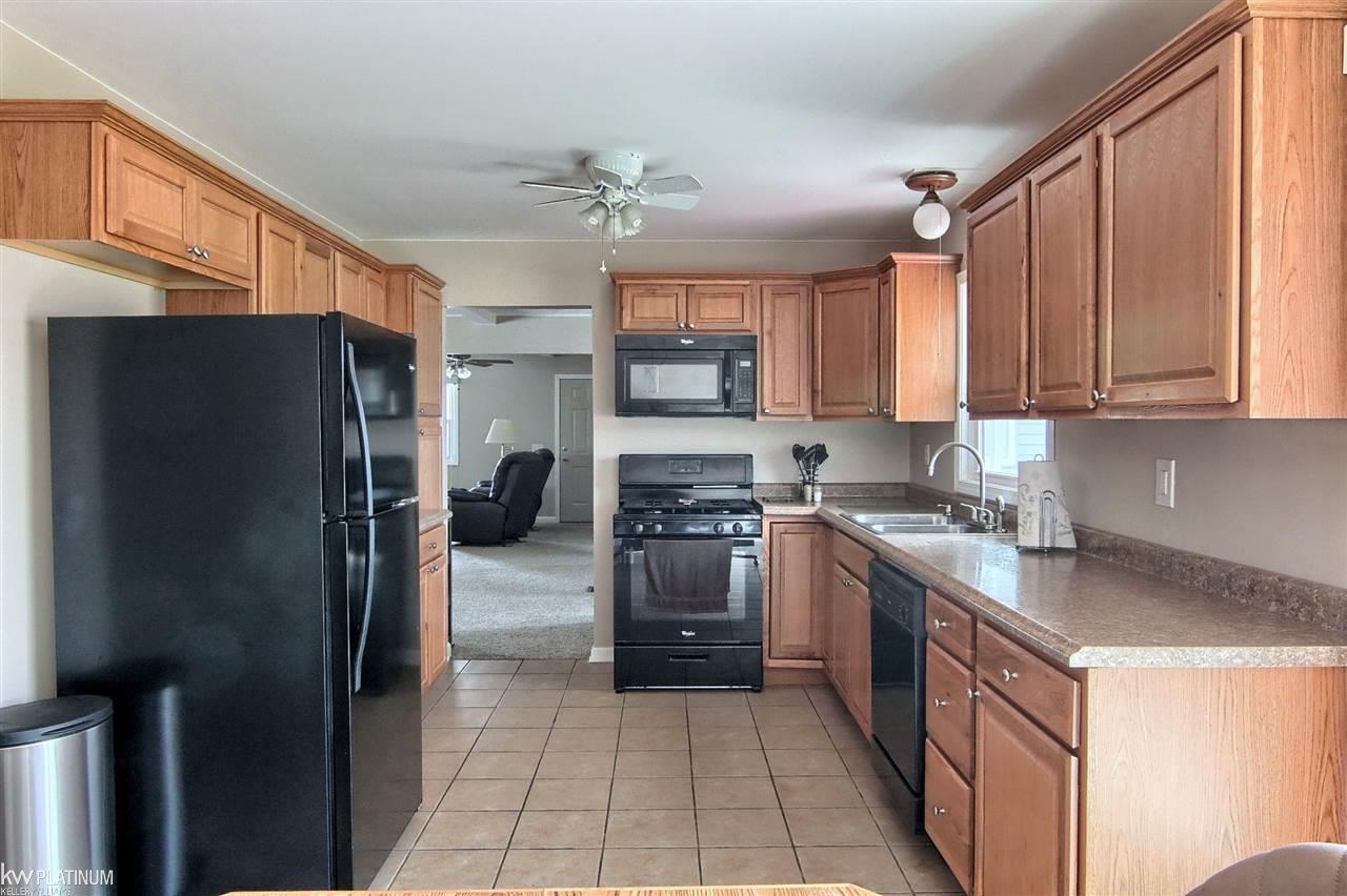 8810 Stone Road Algonac, MI 48001 - Photo 5 of 23