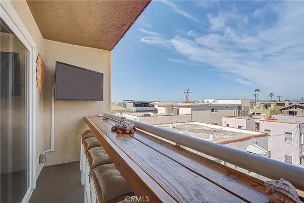 $1,450,000 | 15 15th Street, Unit 22, Hermosa Beach, CA 90254