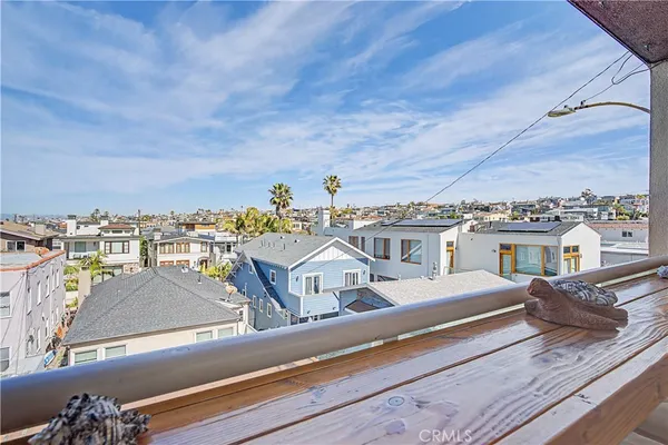 $1,450,000 | 15 15th Street, Unit 22, Hermosa Beach, CA 90254
