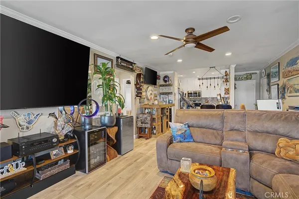 $1,450,000 | 15 15th Street, Unit 22, Hermosa Beach, CA 90254