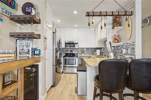 $1,450,000 | 15 15th Street, Unit 22, Hermosa Beach, CA 90254