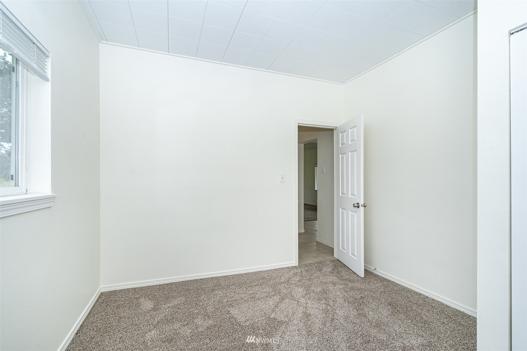 517 Leudinghaus Road Chehalis, WA 98532 - Photo 23 of 37 a view of an empty room