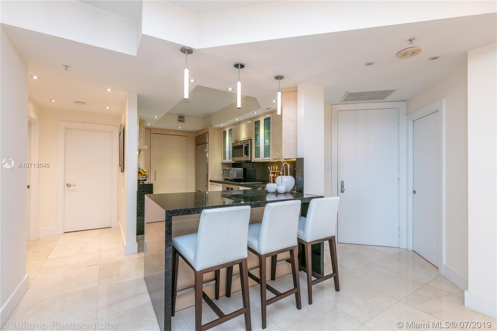 888 Brickell Key Drive, Unit 1007 Miami, FL 33131 - Photo 17 of 43