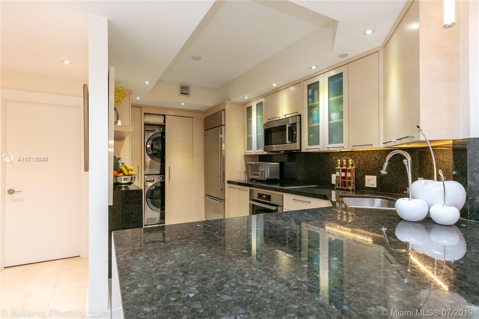 888 Brickell Key Drive, Unit 1007 Miami, FL 33131 - Photo 20 of 43