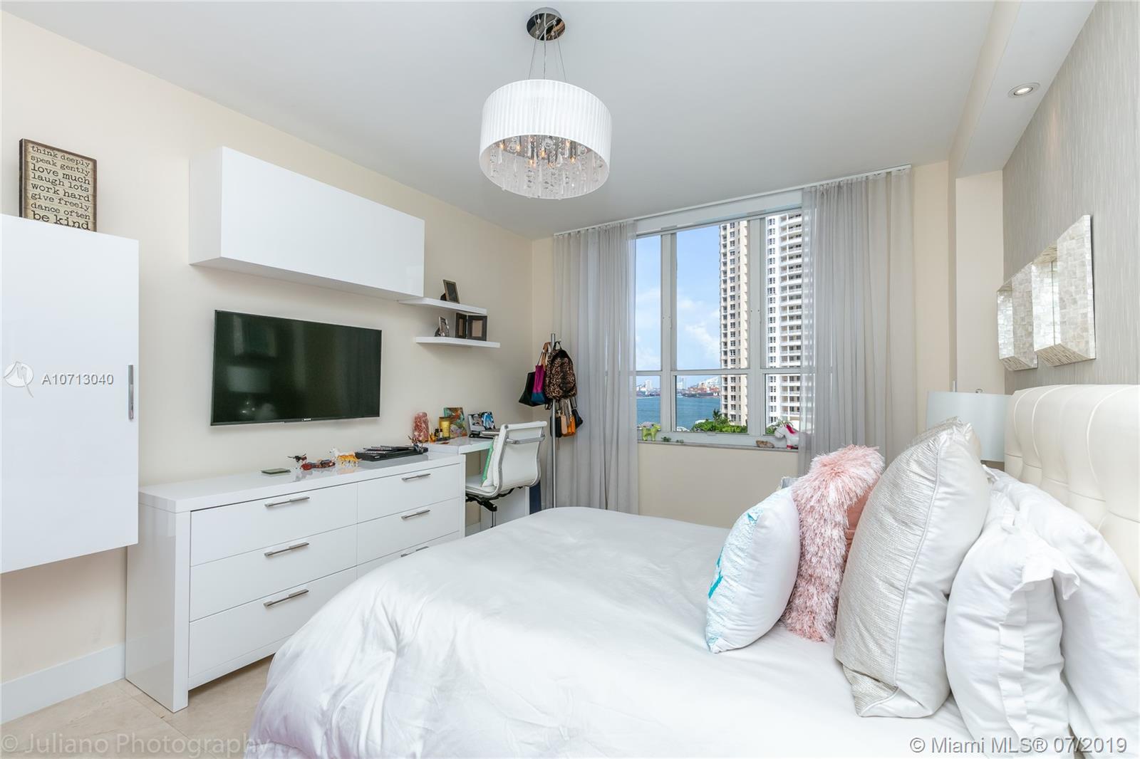 888 Brickell Key Drive, Unit 1007 Miami, FL 33131 - Photo 25 of 43