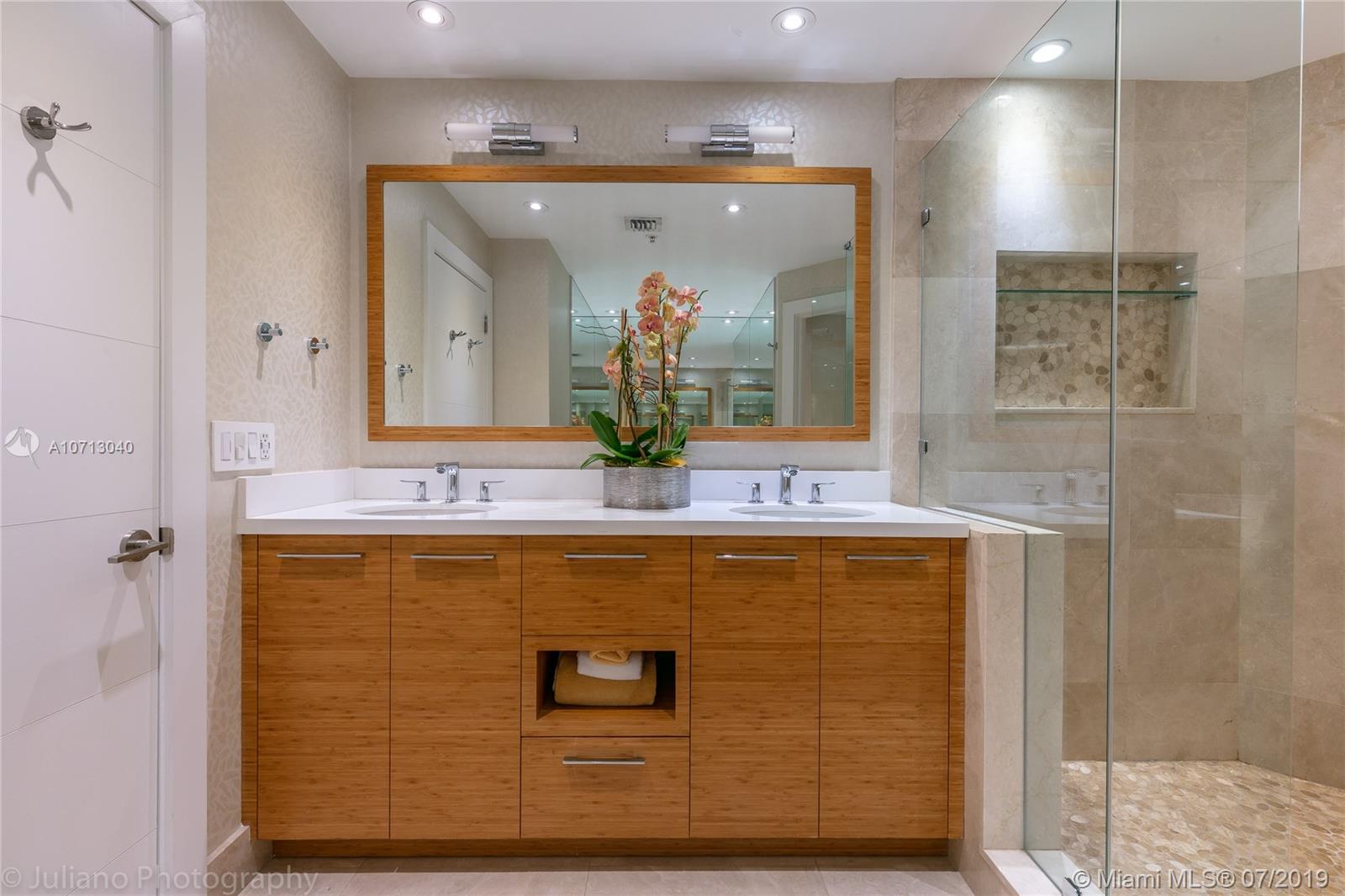 888 Brickell Key Drive, Unit 1007 Miami, FL 33131 - Photo 30 of 43