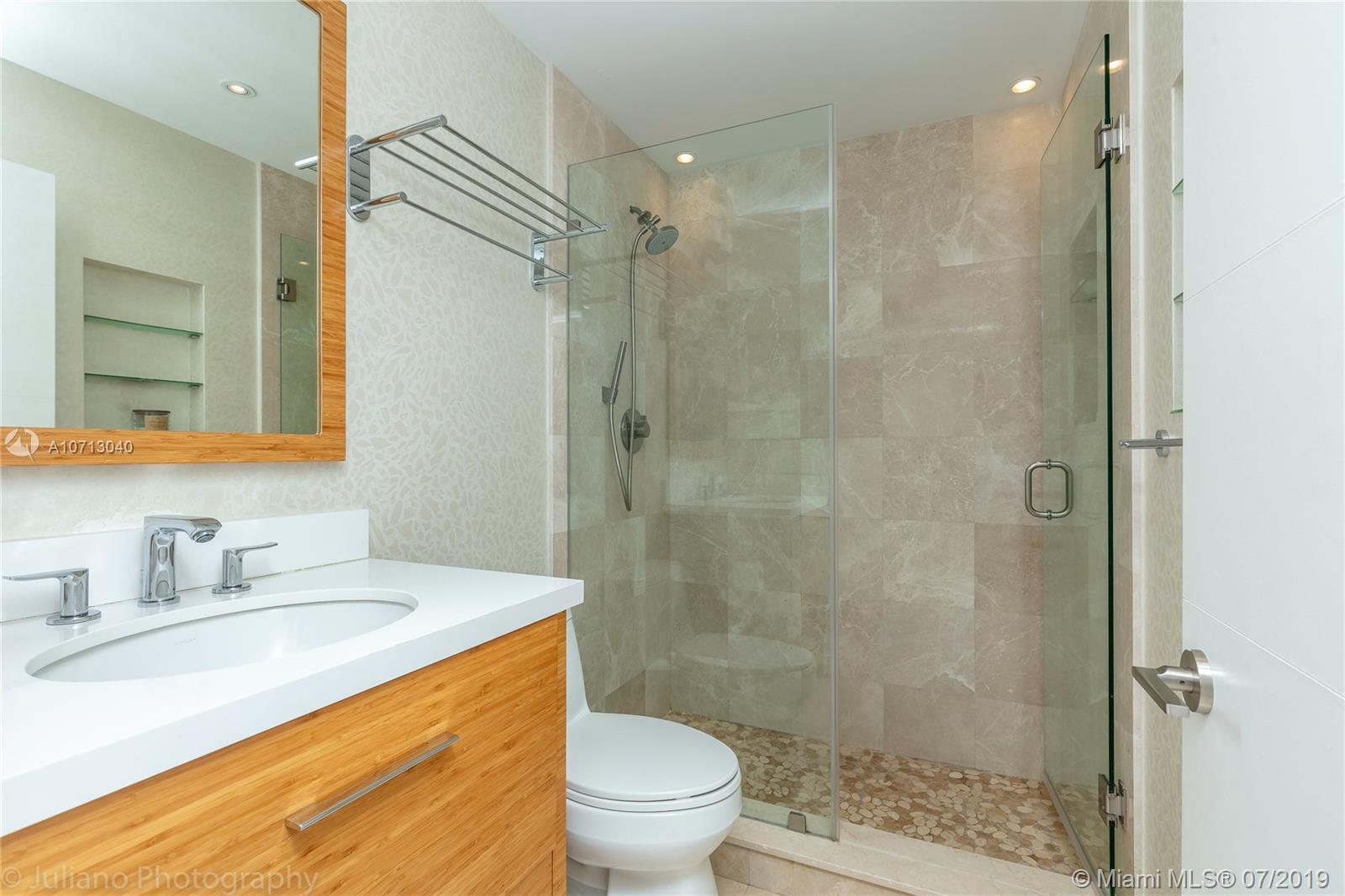 888 Brickell Key Drive, Unit 1007 Miami, FL 33131 - Photo 34 of 43