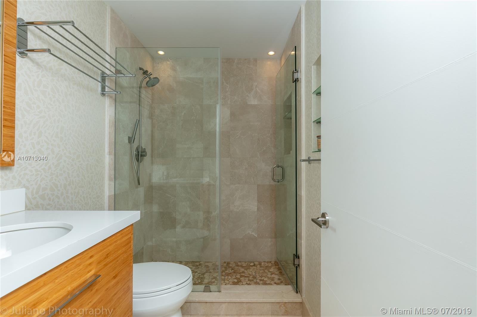 888 Brickell Key Drive, Unit 1007 Miami, FL 33131 - Photo 35 of 43