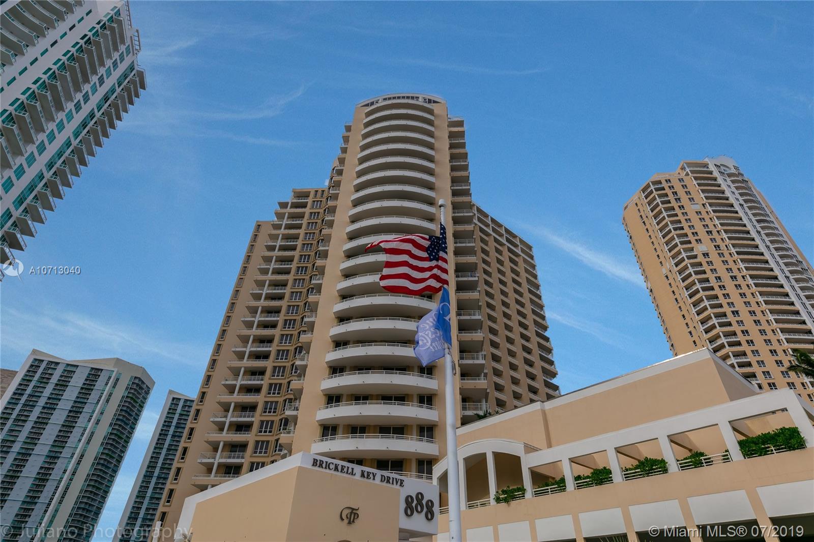 888 Brickell Key Drive, Unit 1007 Miami, FL 33131 - Photo 5 of 43