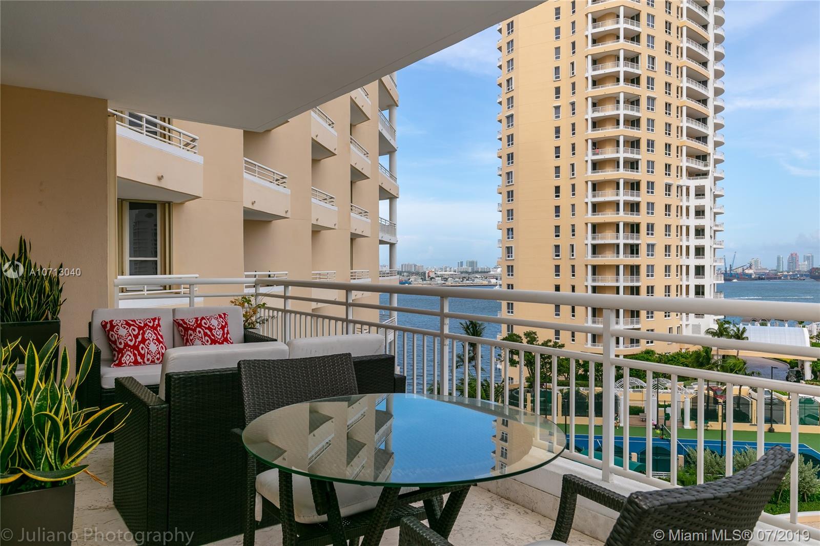 888 Brickell Key Drive, Unit 1007 Miami, FL 33131 - Photo 6 of 43