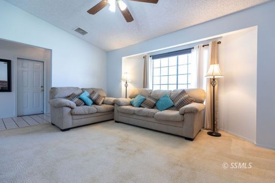 930 Conejo Avenue Ridgecrest, CA 93555 - Photo 8 of 35