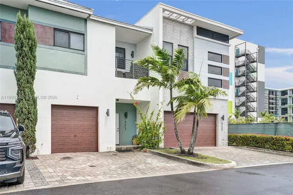 $475,000 | 4373 Northwest 9th Street, Plantation, FL 33317