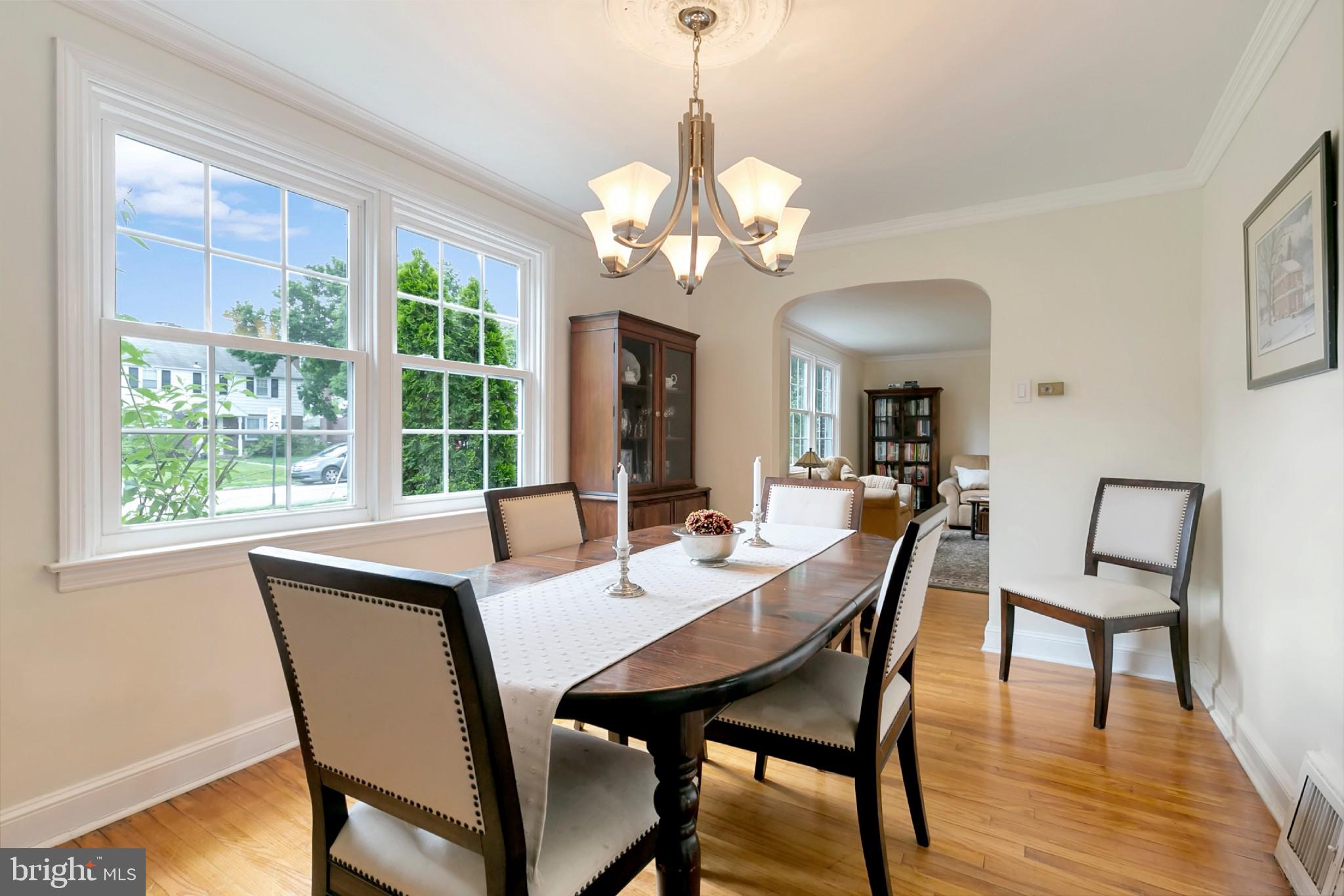 228 Farnham Road Havertown, PA 19083 - Photo 5 of 24
